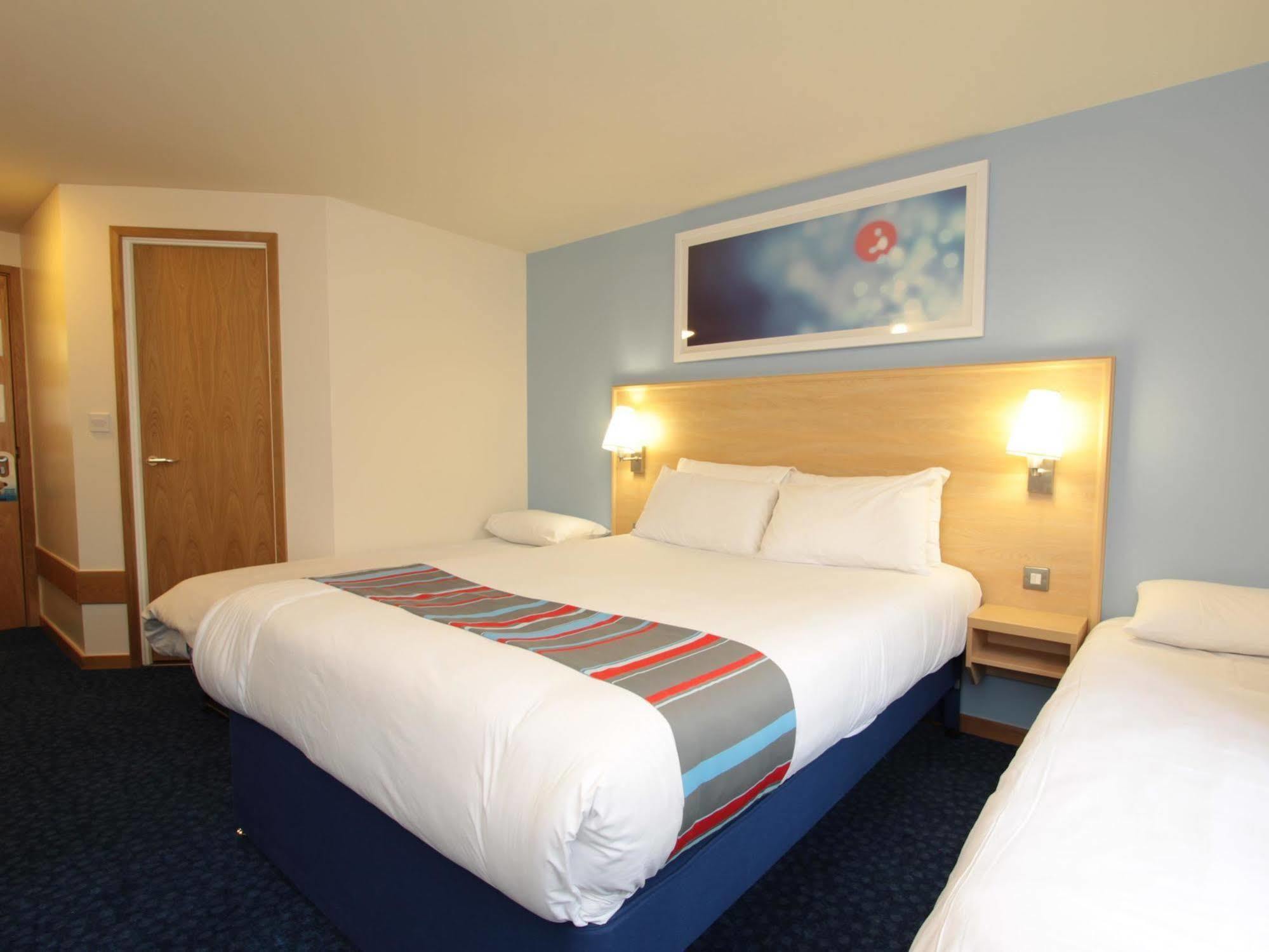 Travelodge Aberdeen Central Kültér fotó
